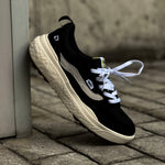 VANS ULTRARANGE NEO VR3 / BLACK WHITE