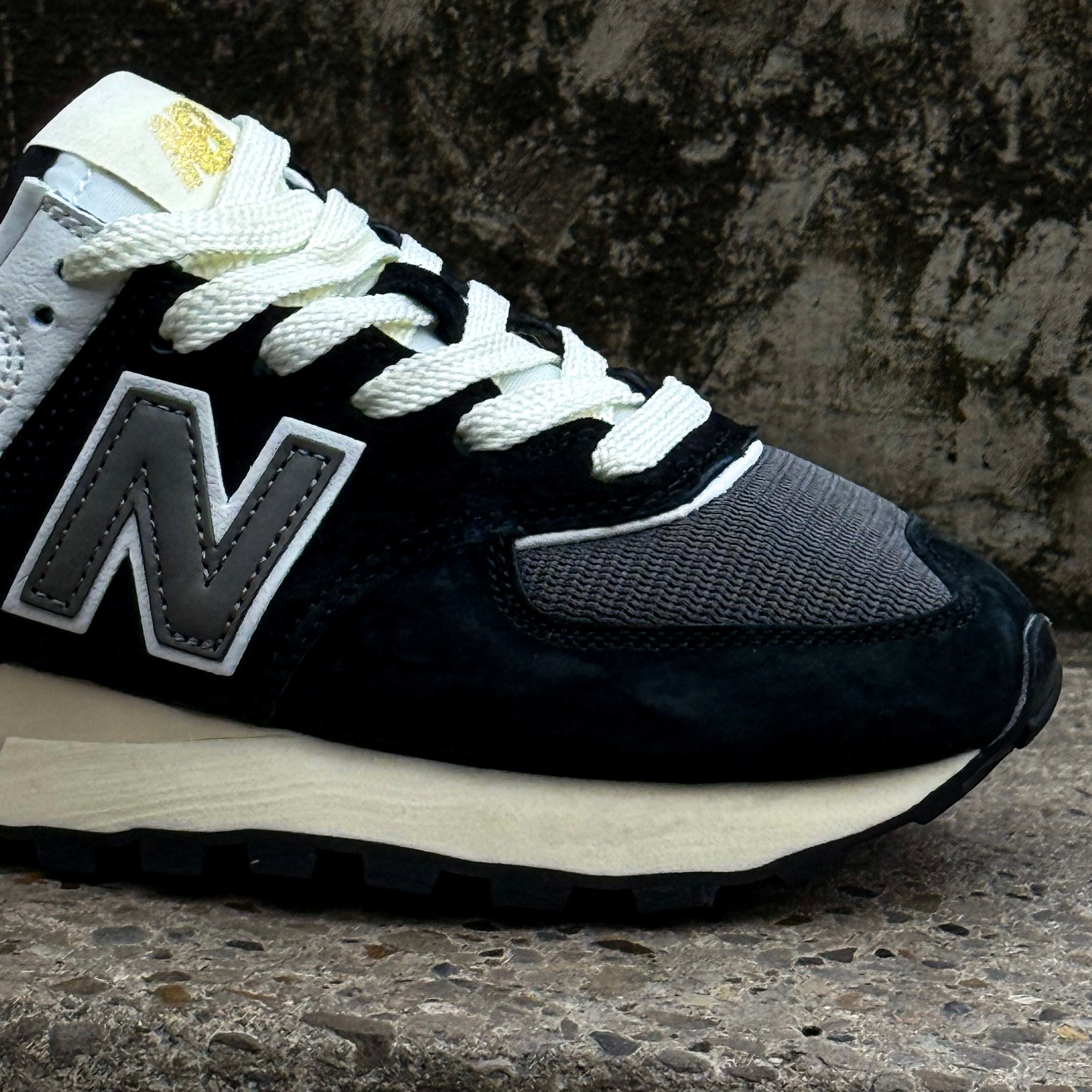 NEW BALANCE 574 / BLACK MARBLEHED