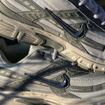 NIKE INTIATOR / PHANTOM LIGHT BONE