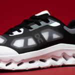 ONCLOUD ONRUNNING CLODTILD / BLACK IVORY OR