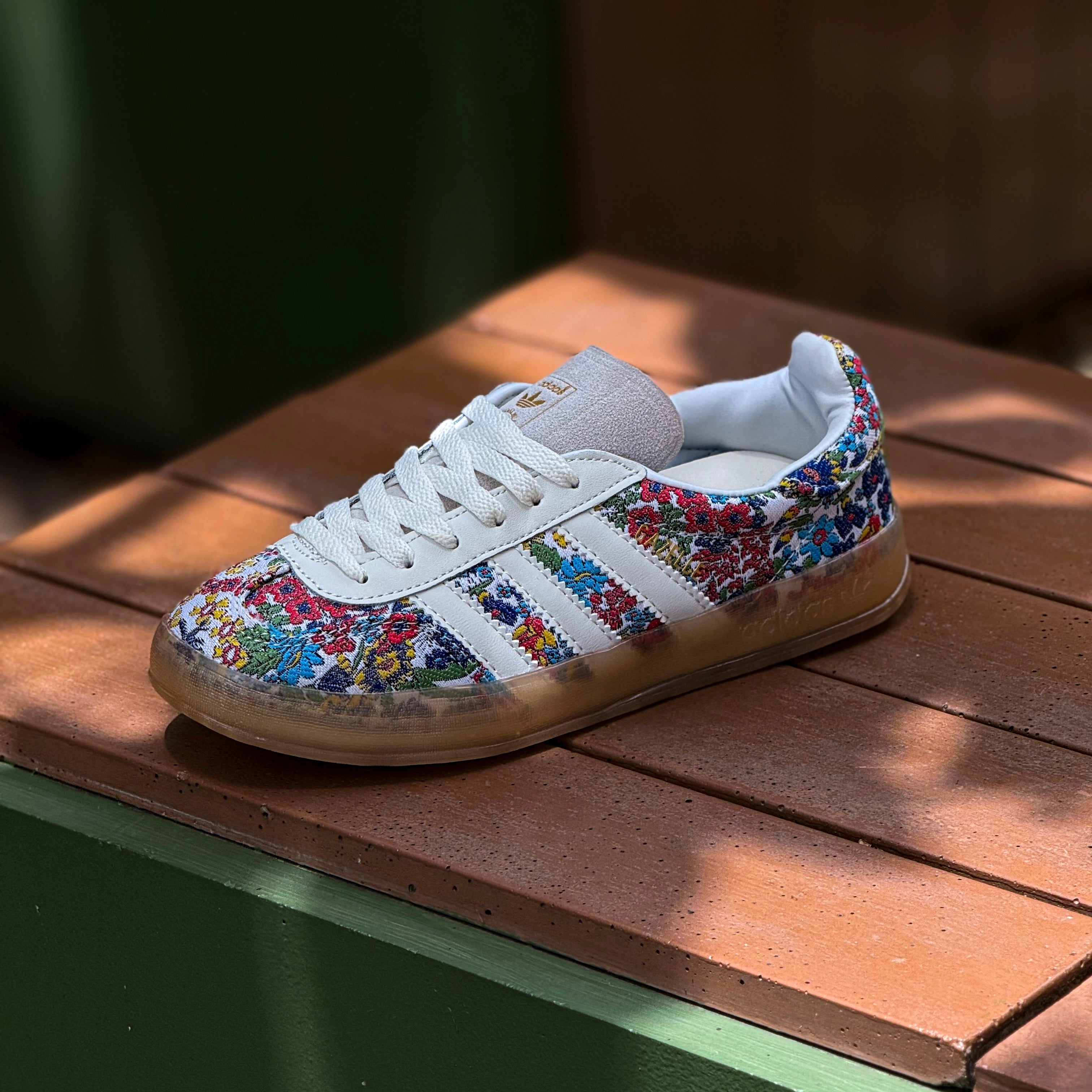 ADIDAS GAZELLE INDOOR / LIBERTY LONDON FLORAL