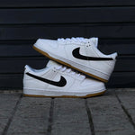 NIKE SB DUNK LOW PRO / WHITE GUM