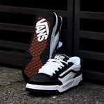 VANS HYLANE / BLACK WHITE