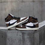 AIR JORDAN RETRO 1 HIGH / TRAVIS SCOTT MOCHA