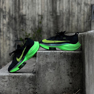 NIKE AIR ZOOM ALPHAFLY / BLACK ELECTRIC GREEN