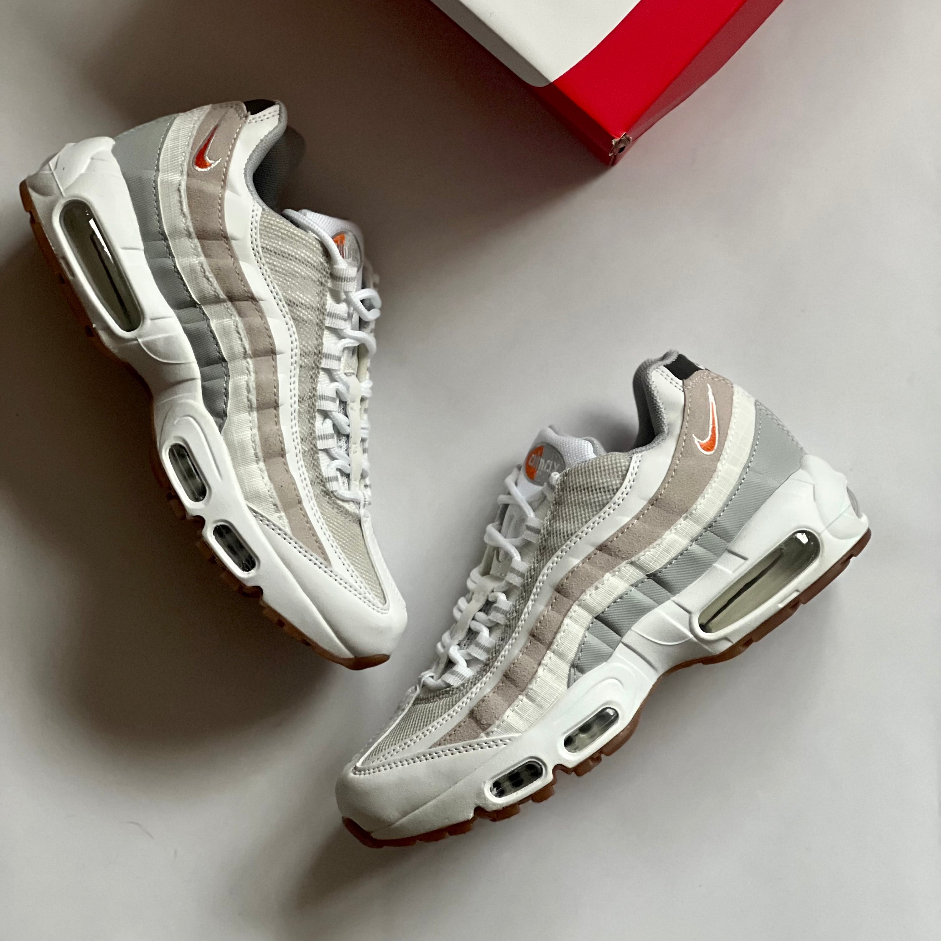 NIKE AIR MAX 95 / WHITE CREAM