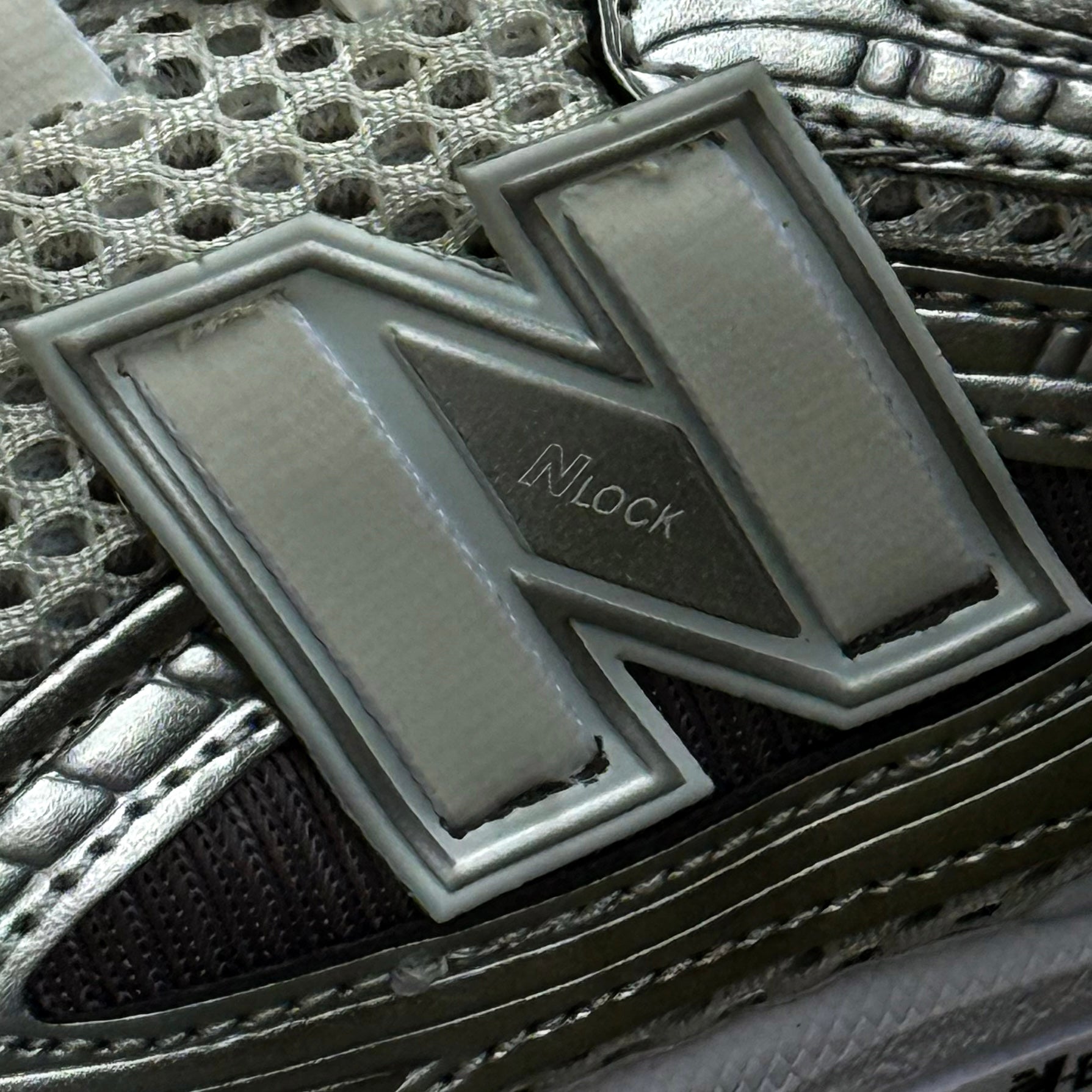 NEW BALANCE 1906R / URBANCORE SILVER