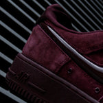 NIKE AIR FORCE 1 LOW 07 / BUEGUNDY CRUSH