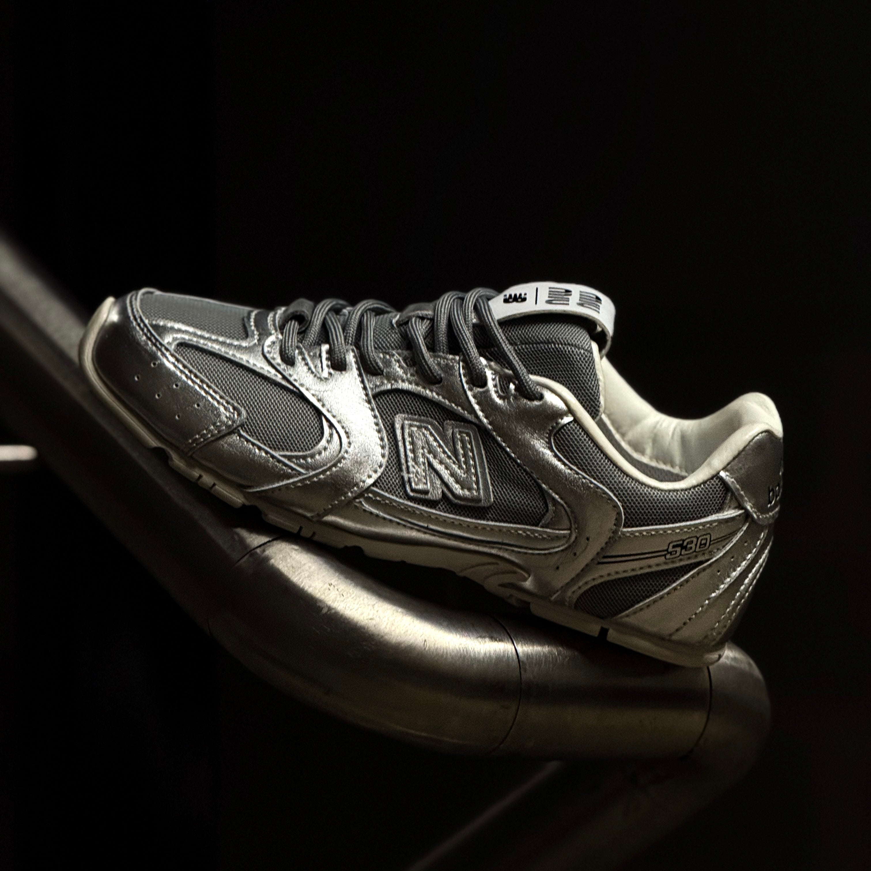 NEW BALANCE 530 MIU MIU / SILVER