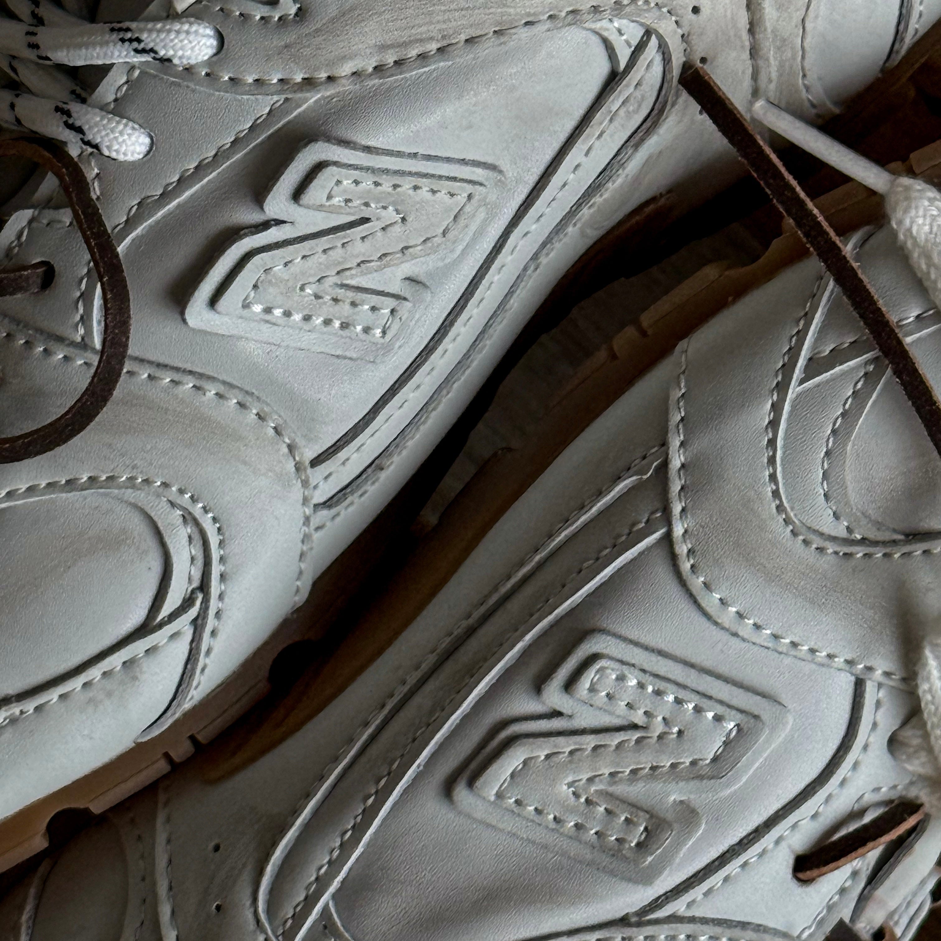 NEW BALANCE 530 SL MIU MIU / WHITE