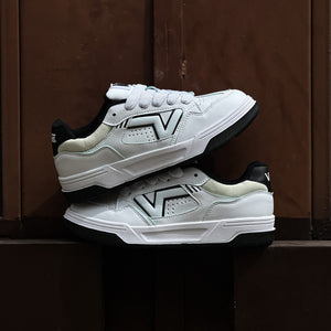 Vans Upland / White