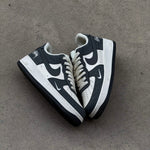 NIKE AIR FORCE ONE / STUSSY GREY