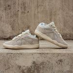 ADIDAS BADBO 1.0 / BAD BUNNY RESILENCE