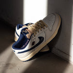 NIKE DUNK LOW / STRANGER THINGS PHANTOM