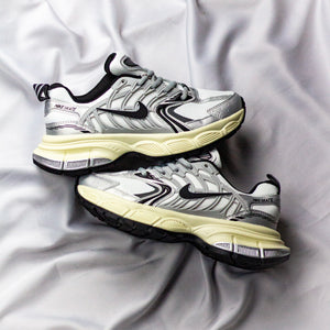 NIKE SKATE / GREY