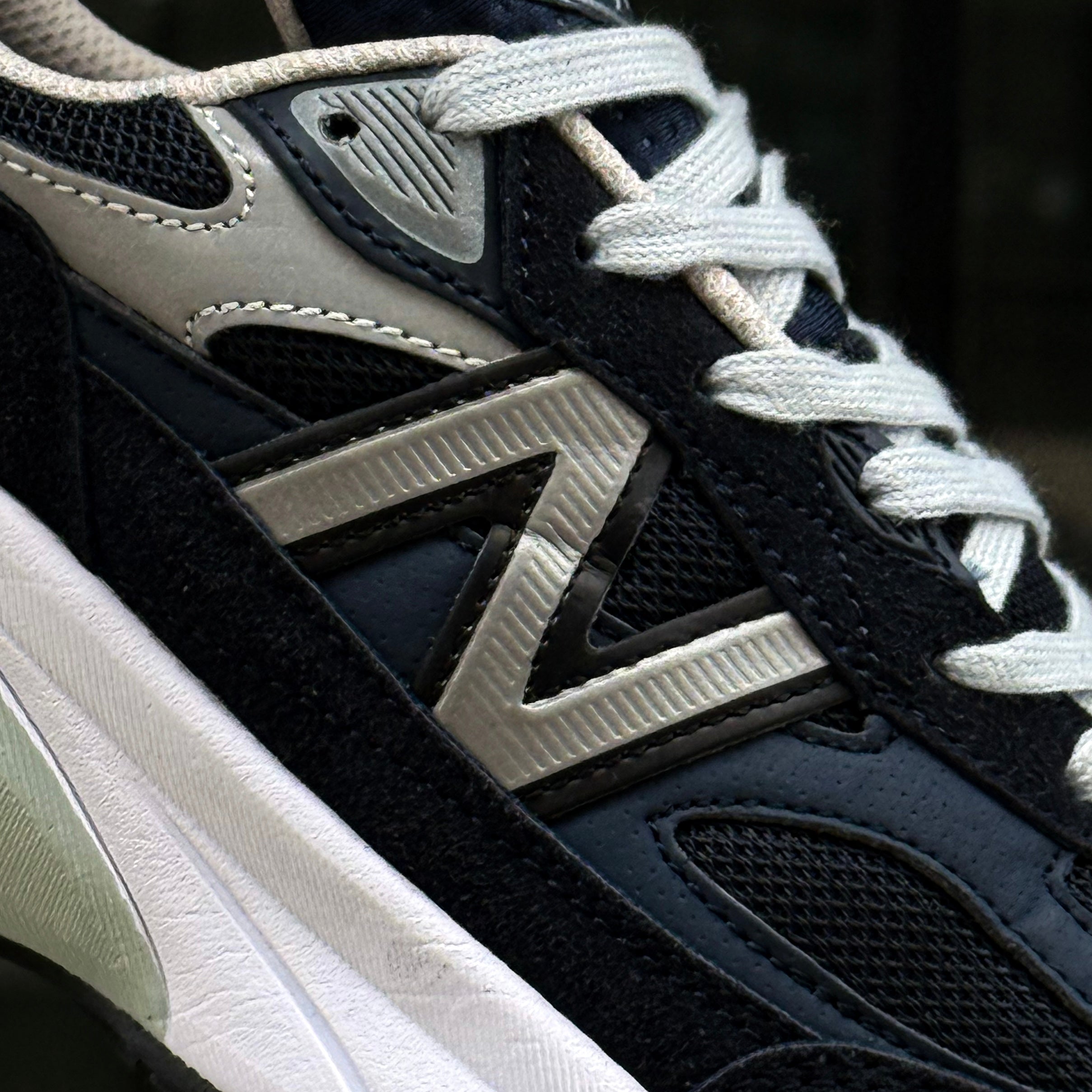 NEW BALANCE 990V6 / MIUSA NAVY