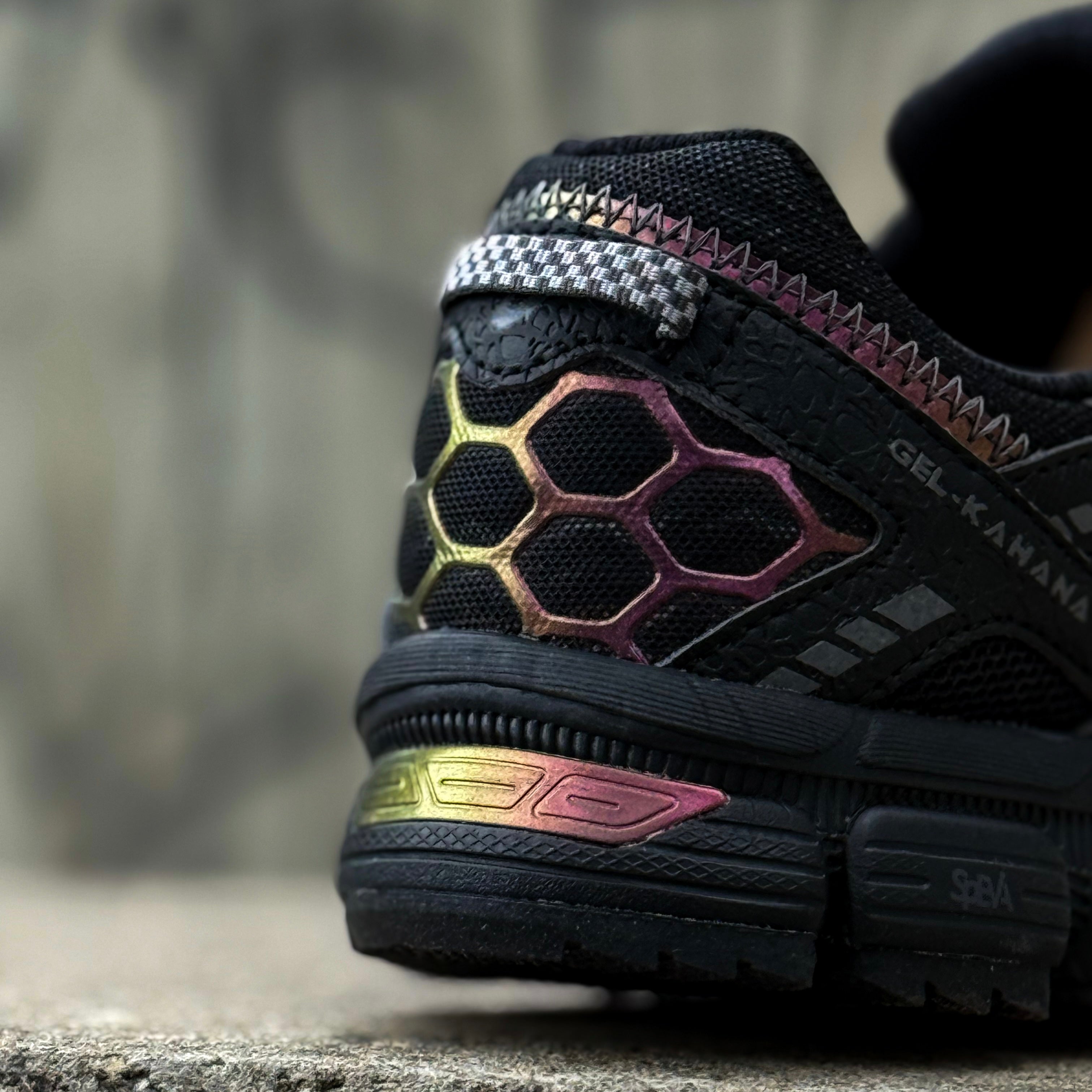 ASICS GEL KAHANA 8 / BLACK CLAY CANYON