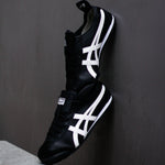 ONITSUKA TIGER MÉXICO 66 / BLACK WHITE OR