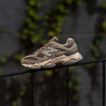NEW BALANCE 9060 / MUSHROOM TIMBERWOLF