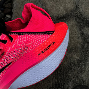 NIKE AIR ZOOM ALPHAFLY / EKIDEN PACK