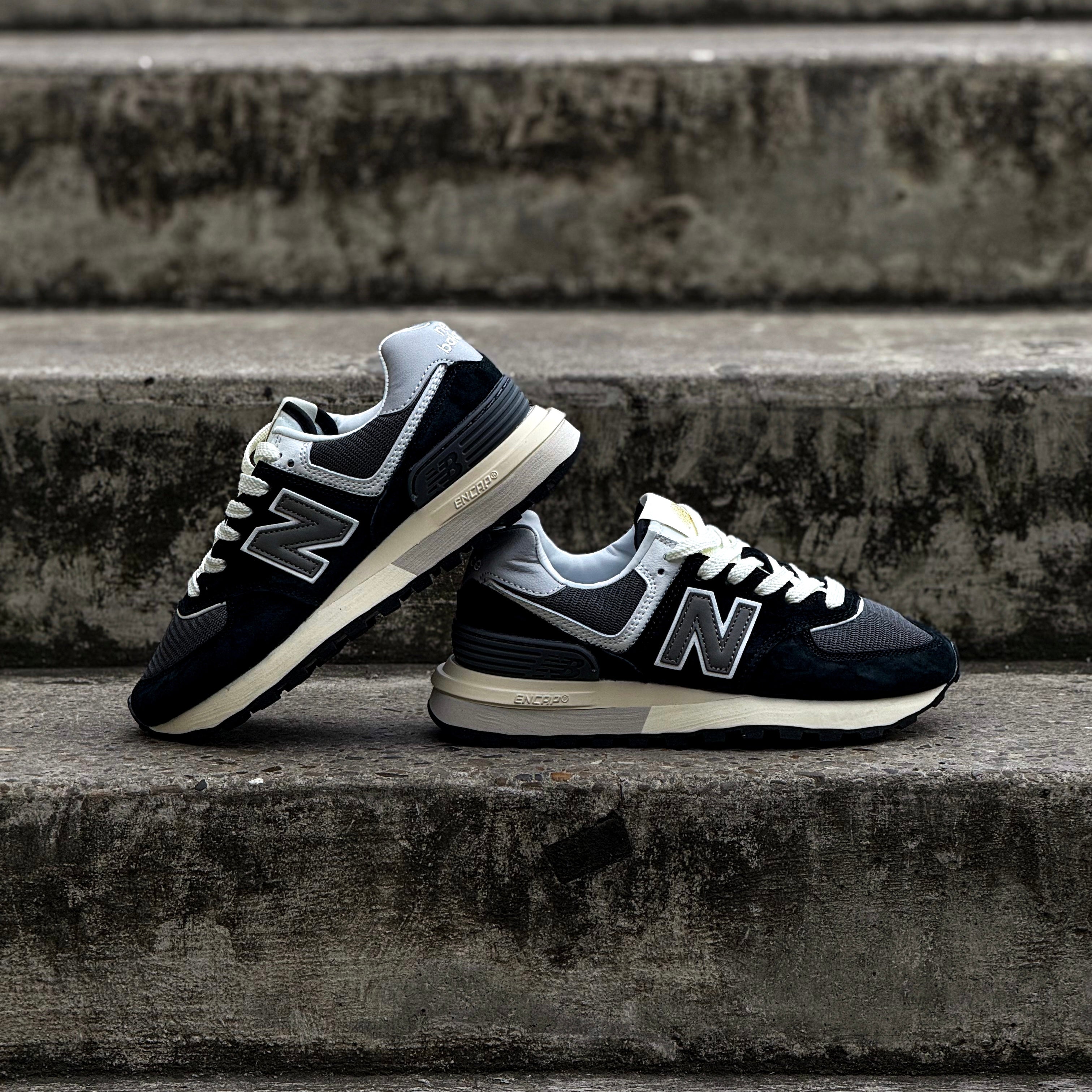 NEW BALANCE 574 / BLACK MARBLEHED