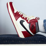 AIR JORDAN 1 HIGH / CHICAGO LOST AND FOUND