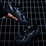 NEW BALANCE 740 / BLACK SILVER METALLIC
