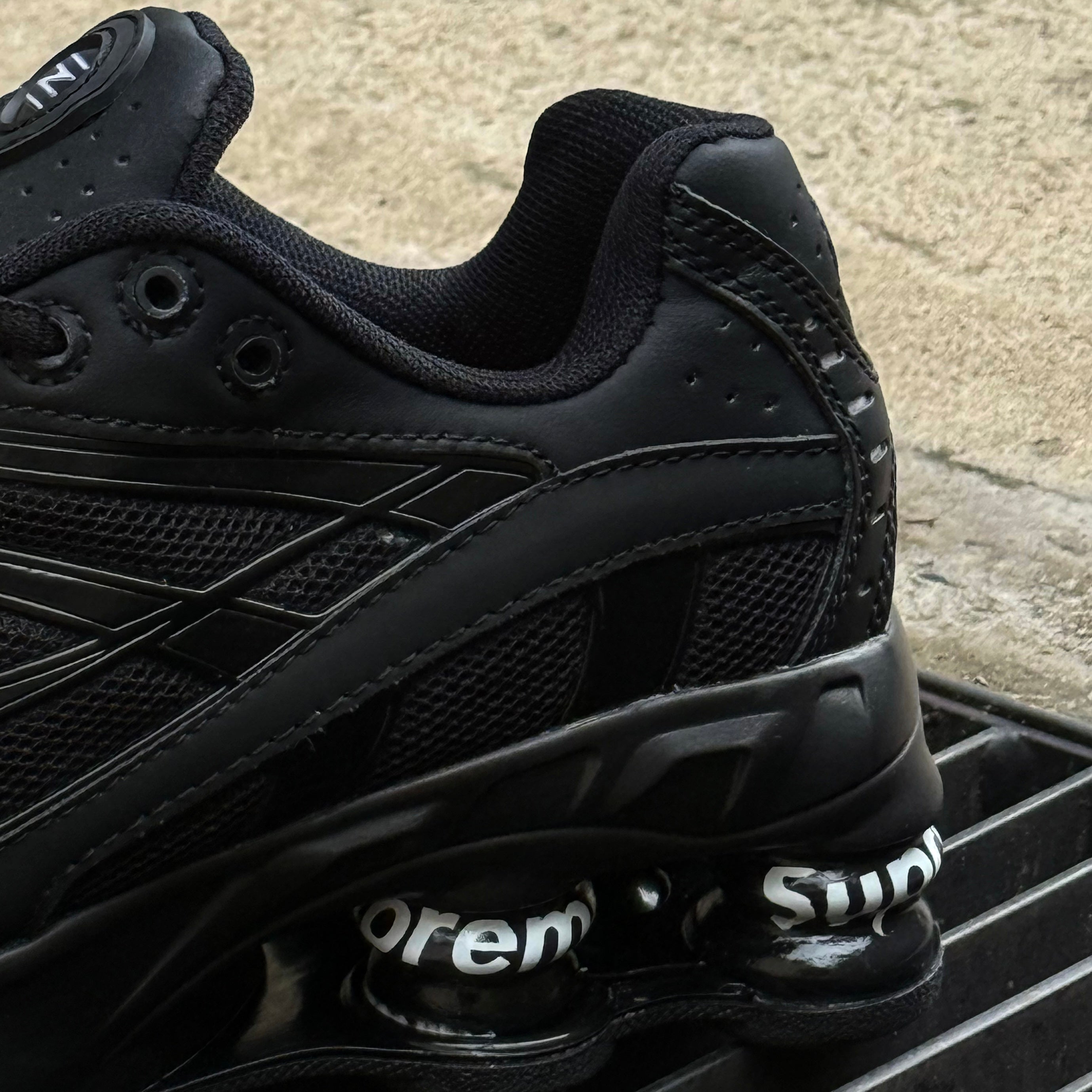 NIKE SHOX RIDE 2 SP / SUPREME BLACK