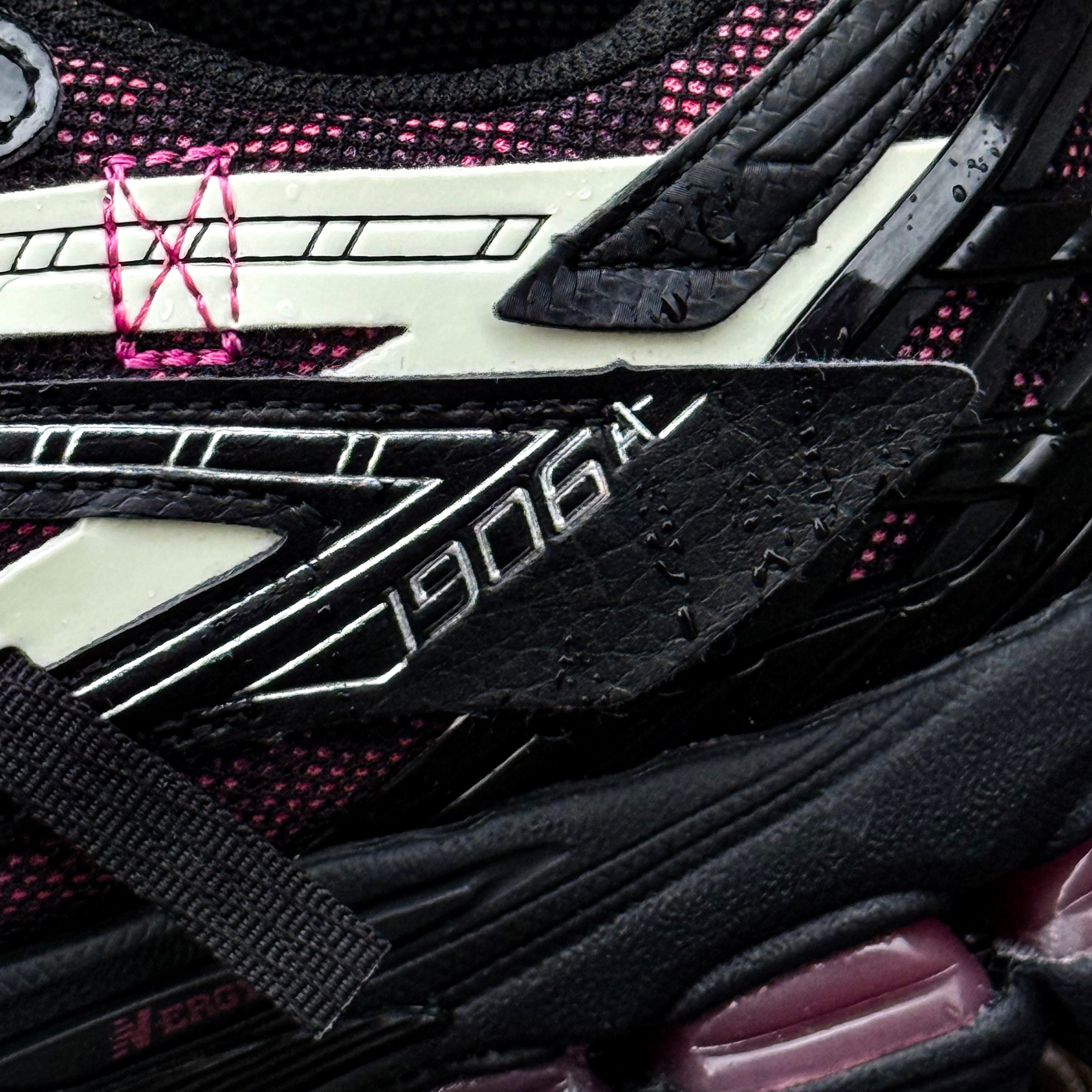 NEW BALANCE 1906A / BLACK PINK
