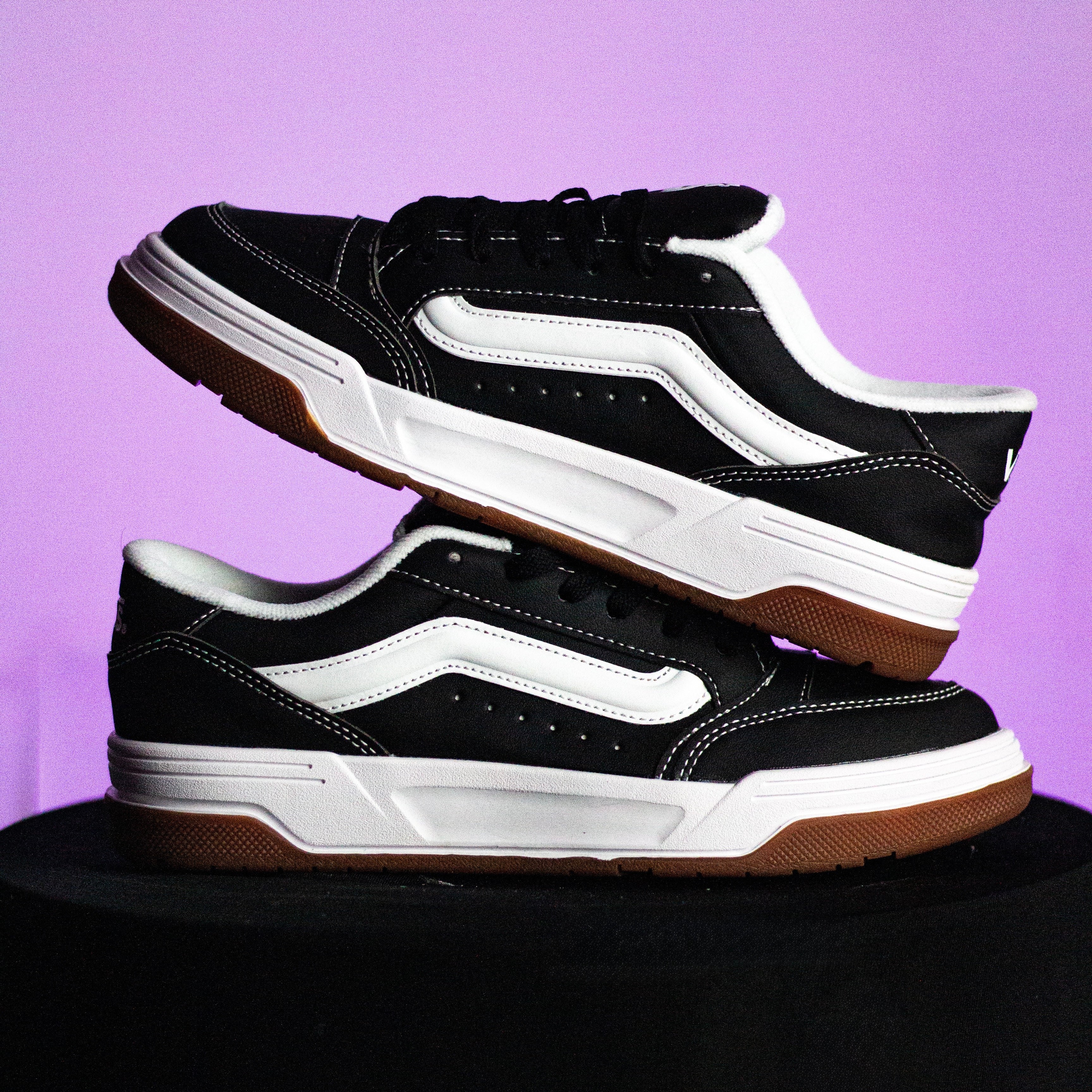 VANS HYLANE / BLACK WHITE