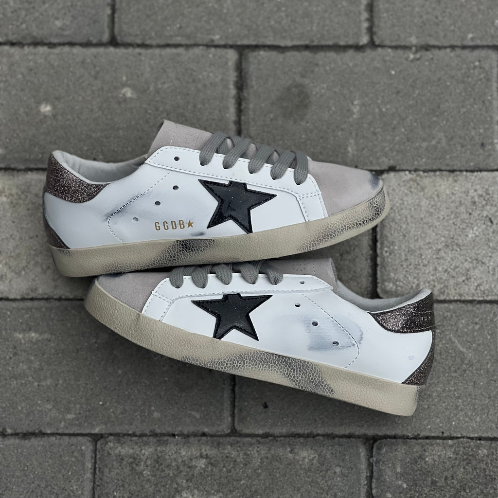 GOLDEN GOOSE SUPERSTAR / WHITE BLACK