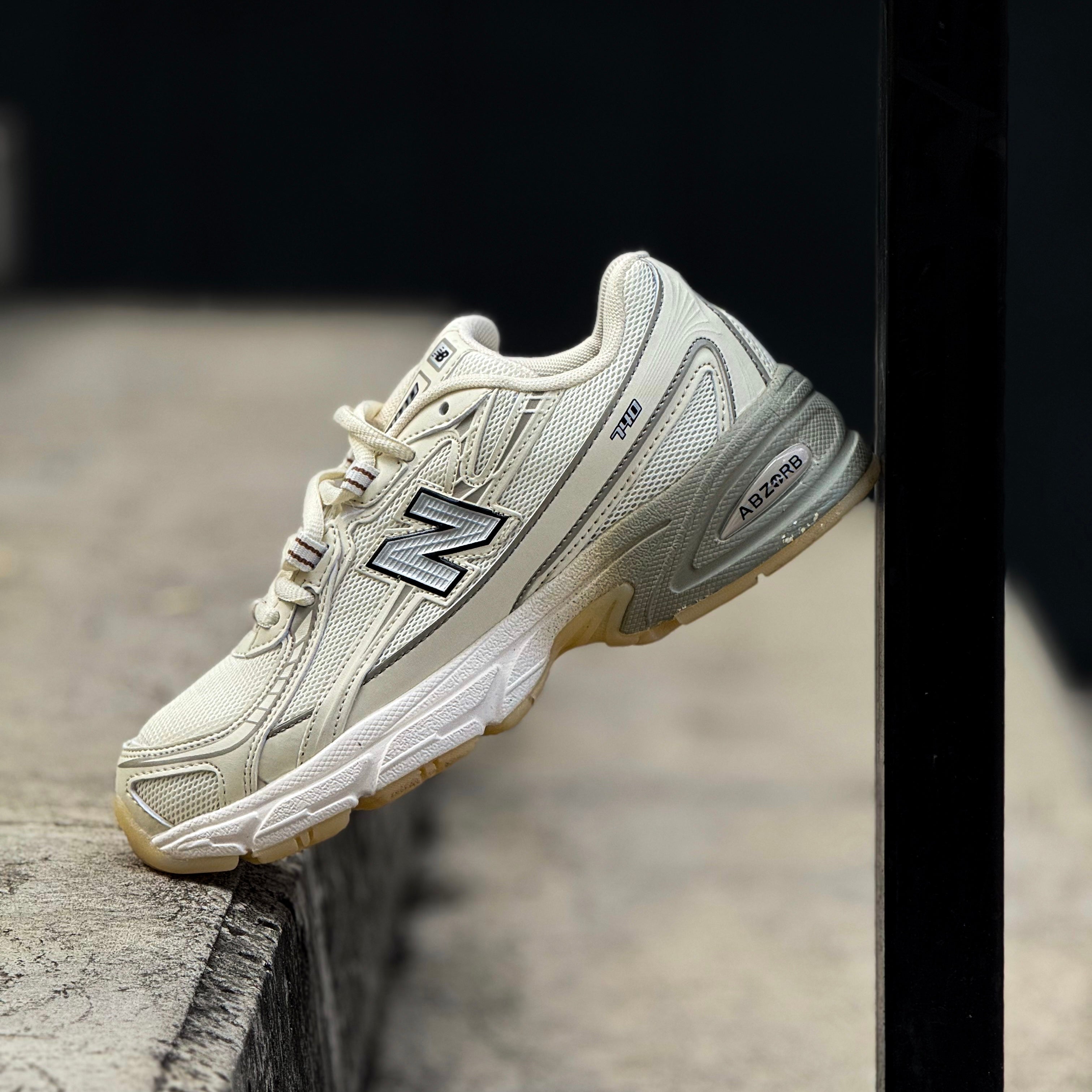 NEW BALANCE 740 / LUNAR NEW YEAR