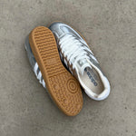 ADIDAS SAMBA OG / SILVER METALLIC CRACKED LEATHER