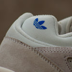 ADIDAS BADBO 1.0 / BAD BUNNY RESILENCE