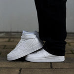 NIKE AIR FORCE 1 MID / WHITE