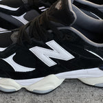 NEW BALANCE 9060 / BLACK WHITE