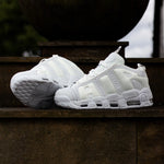 NIKE AIR MORE UPTEMPO LOW / TRIPLE WHITE