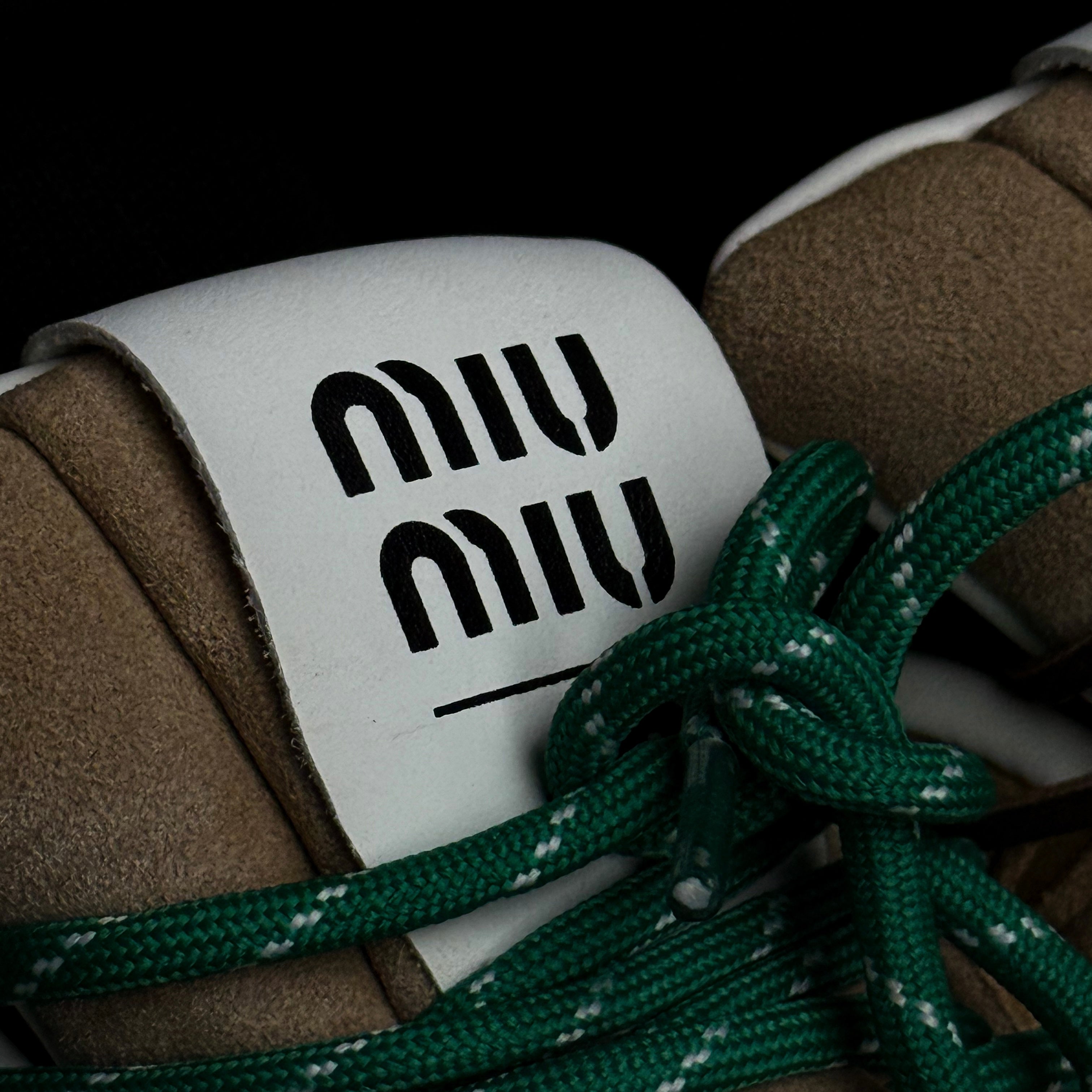 NEW BALANCE 530 SL / MIU MIU ECRU