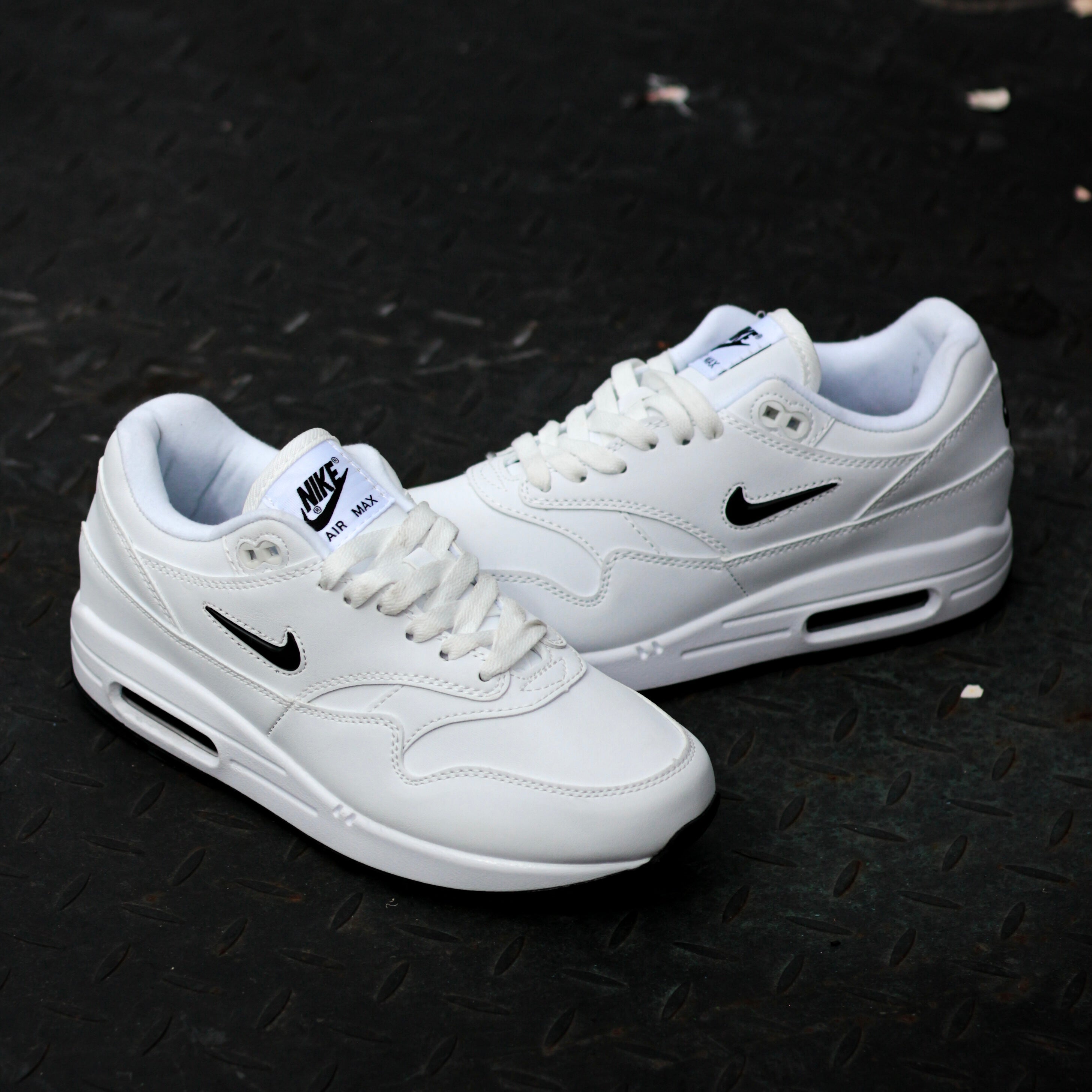NIKE AIR MAX 1 PREMIUM / WHITE BLACK