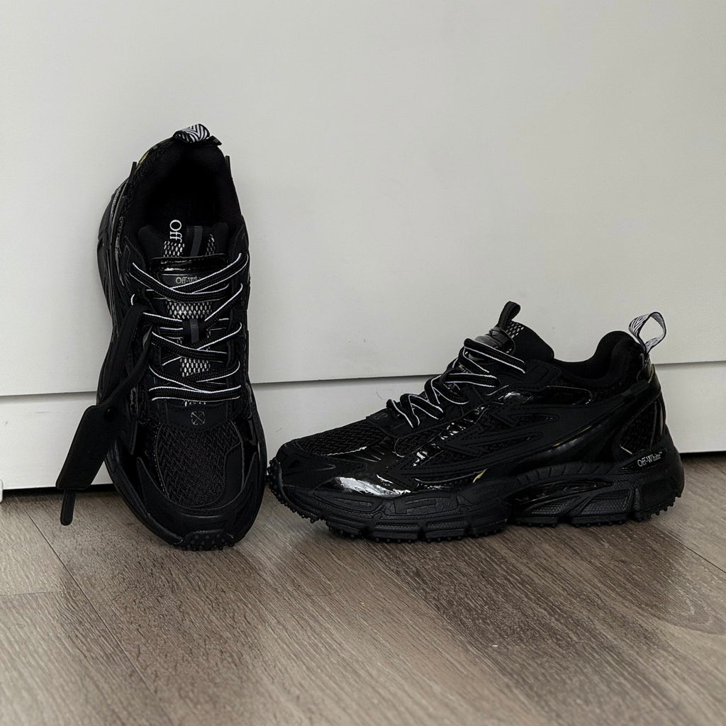 OFF WHITE BE RIGHT / BACK BLACK