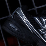 NEW BALANCE 740 / BLACK SILVER METALLIC