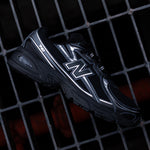 NEW BALANCE 740 / BLACK SILVER METALLIC