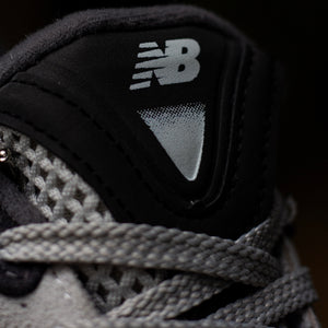 NEW BALANCE 2010 / CREAM GREY