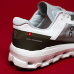 ONCLOUD ONRUNNING / IVORY OLIVE OR