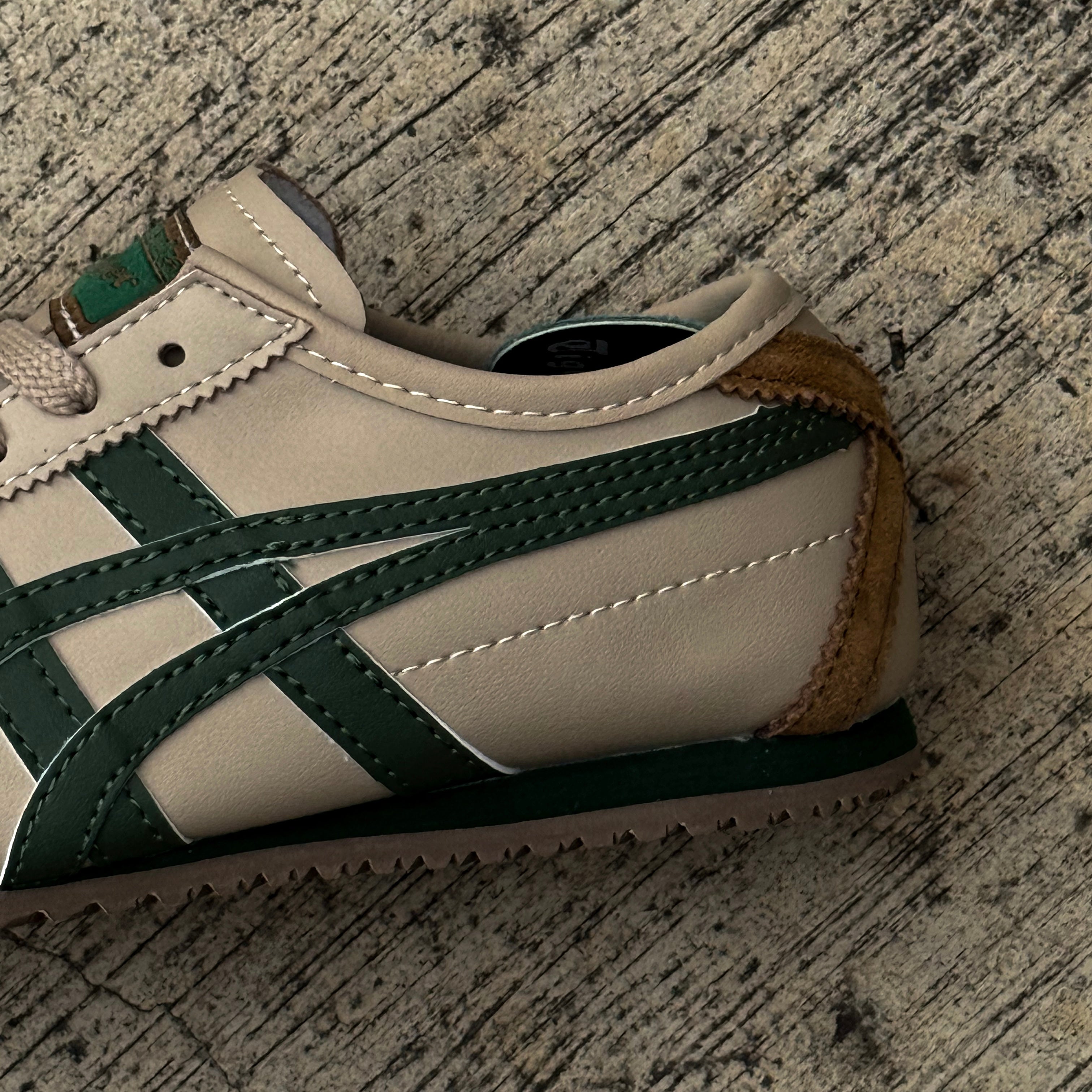 ONITSUKA SUGAR MEXICO 66 / BEIGE GRASS