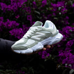 NEW BALANCE 9060 / GARTER SNAKE PEARL