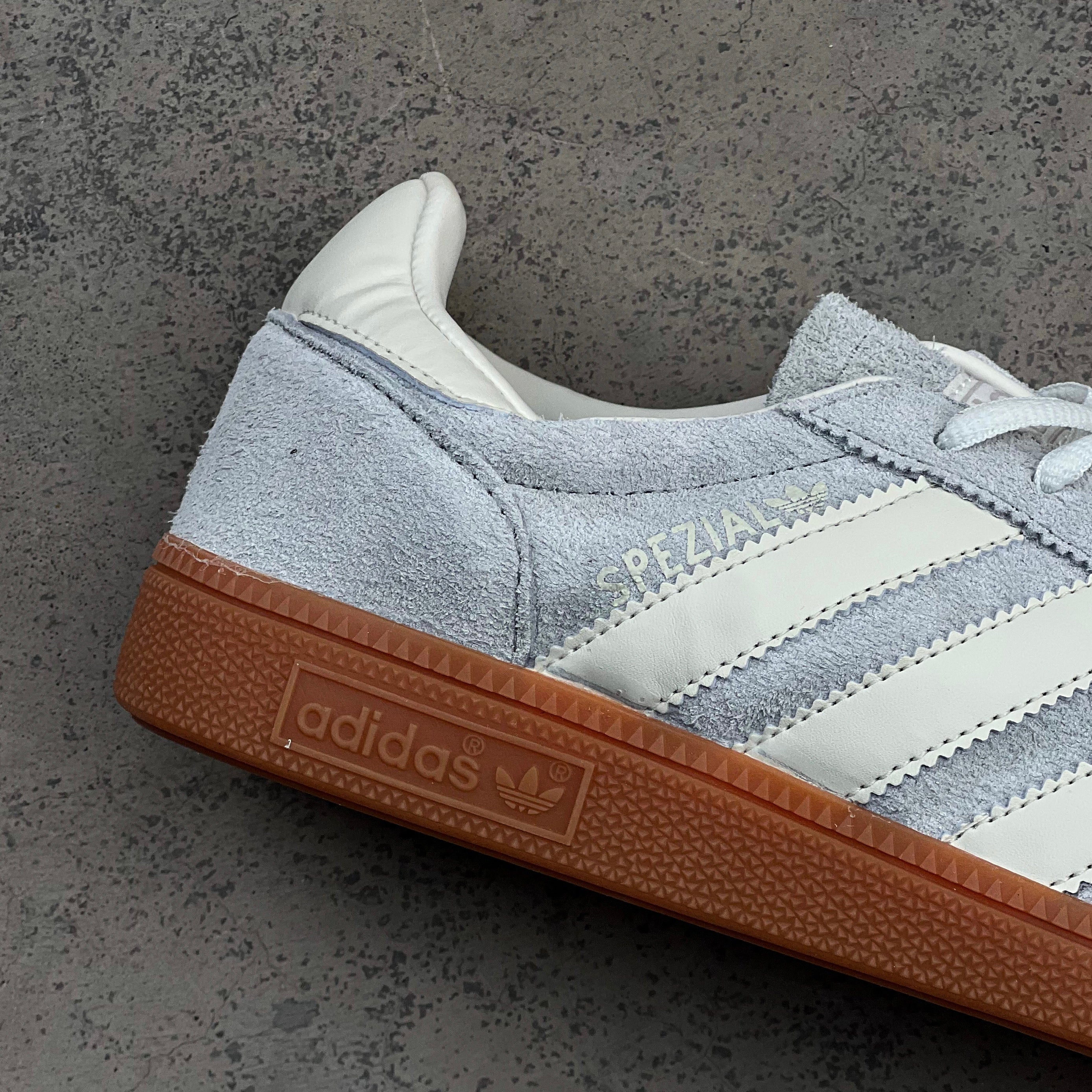 ADIDAS HANDBALL SPEZIAL / GREY CREAM WHITE