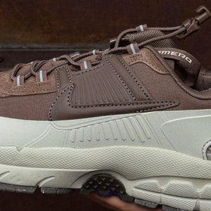 NIKE ZOOM VOMERO 5 ROAM / LIGHT BONE MINK BROWN