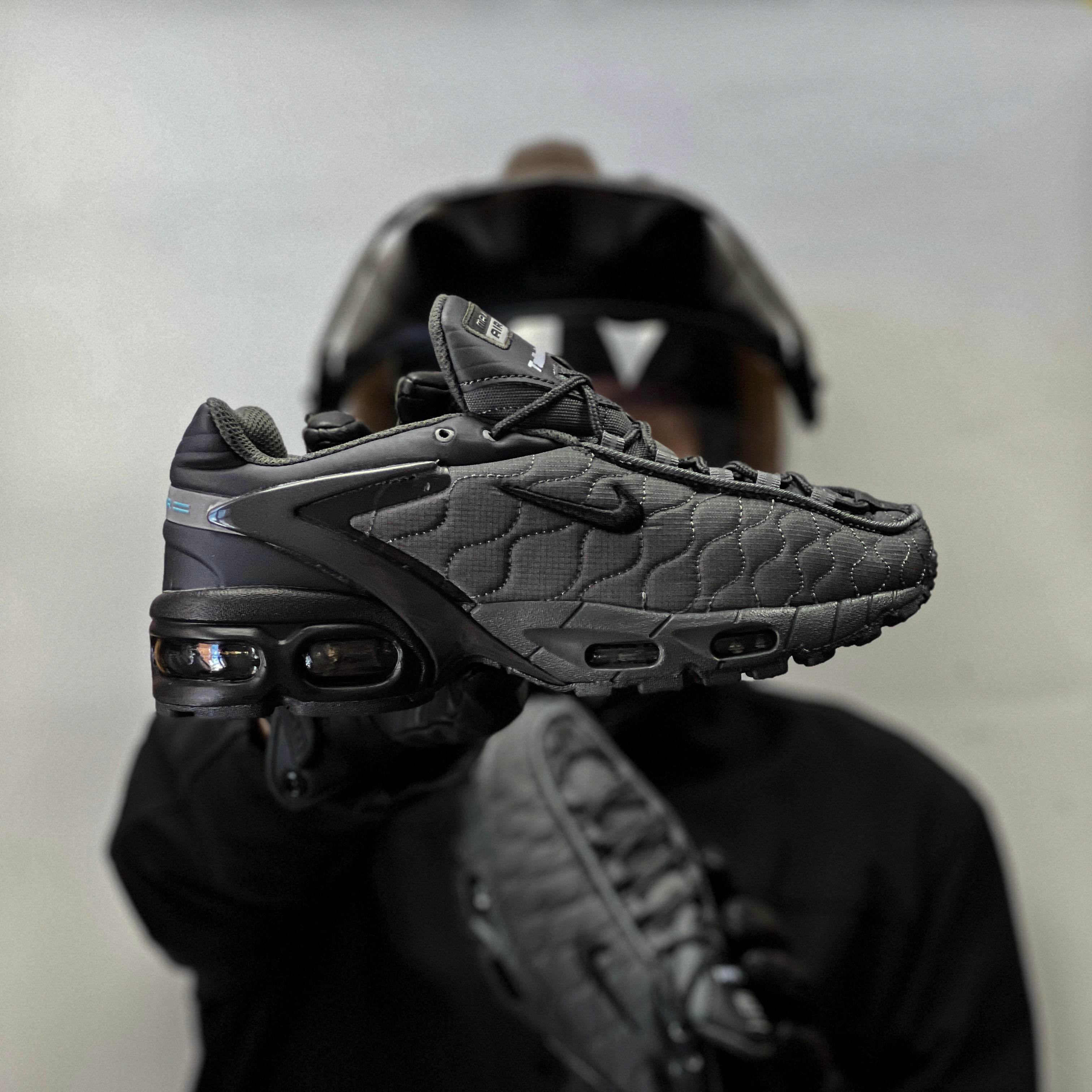 NIKE AIR MAX TAILWIND 5 SP / IRON GREY