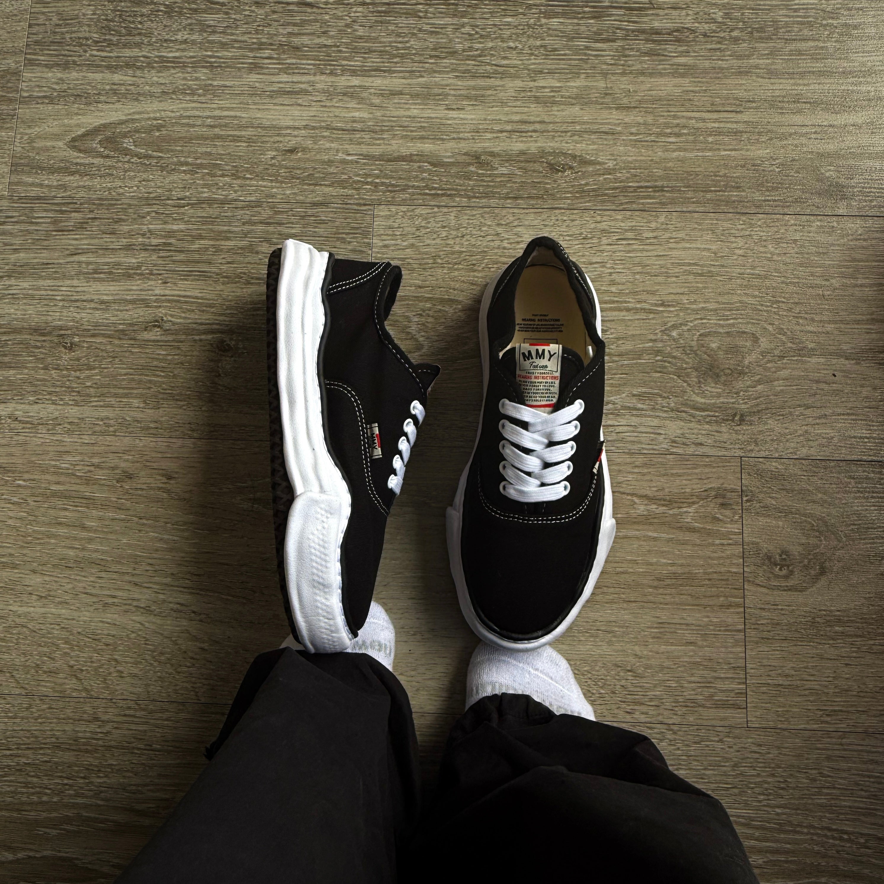 MAISON MIHARA YASUHIRO / BLACK